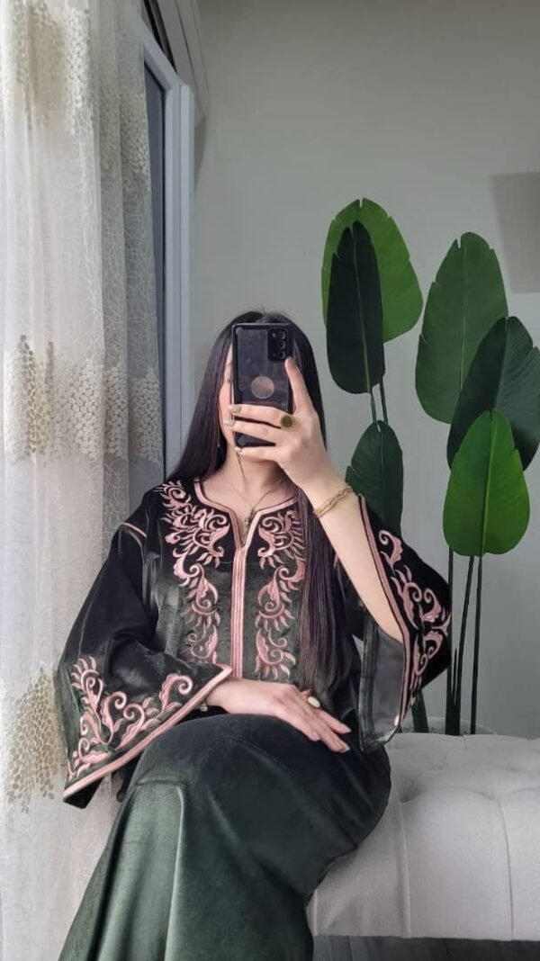 Robe Dina — image 4