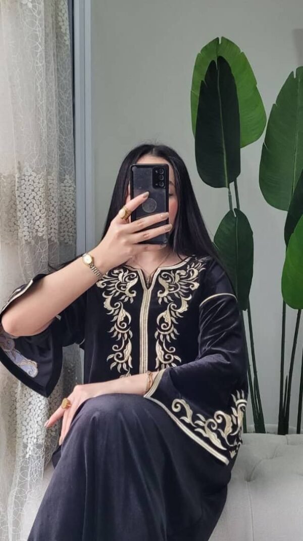 Robe Dina